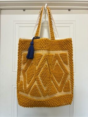 BAY SKY - Beach Bag with Mustard Weave with Navy Tassel